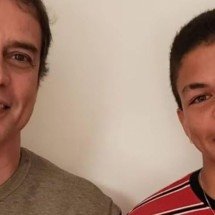 Marcello Antony fala sobre adoção, HIV e vida dos filhos na Europa - Tupi - Pablo Oliveira