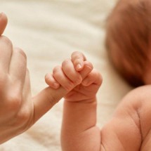 Mãe escolhe nome de tragédia mundial para a filha  - FreePik