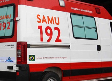 Capotamento no Anel Rodoviário deixa cinco feridos. Vítimas foram socorridas pelo SAMU -  (crédito: Cisdeste/Divulgação)