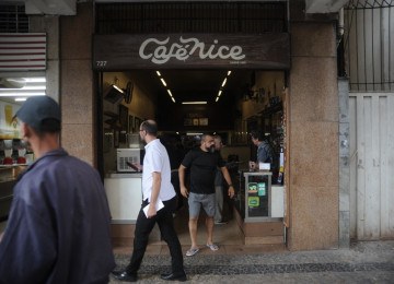 O tradicional Café Nice, localizado na Praça Sete, está passando por reformas, e a previsão de término é julho -  (crédito: Gladyston Rodrigues/EM/D.A Press)