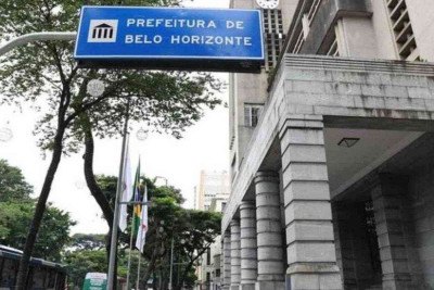 PBH firma acordo salarial com servidores de carreira -  (crédito: Rodrigo Clemente/PBH)