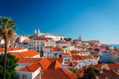Lisboa (Portugal): Em Lisboa, o turismo em massa tem causado um aumento insustent&aacute;vel no custo de moradia -  (crédito: SZimmermann pixabay)