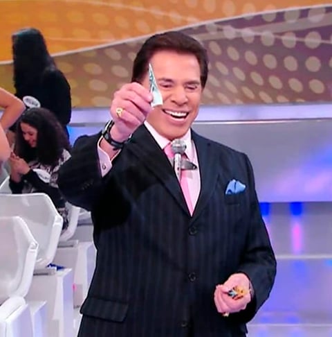 Hoje o Grupo Silvio Santos tem mais de 30 empresas. Entre elas, Liderança Capitalização (TeleSena), Banco PAN e Jequiti.  Seu patrimônio é avaliado em mais de R$ 7 bilhões. Silvio criou o bordão: "Quem quer dinheiro?" Ele distribuía prêmios nos programas. Desde cédulas jogadas à plateia até casas e carros.