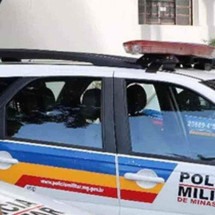 'Ele brigava muito com ela': casal é encontrado morto em sala de residência -  (crédito: PMMG/DivulgaÃ§Ã£o)