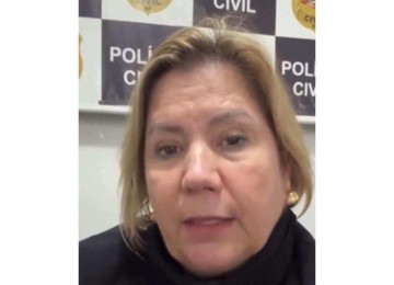 Mulher foi presa em flagrante por proferir ofensas homofóbicas em cafeteria de shopping em São Paulo -  (crédito: Reprodução/Redes sociais)