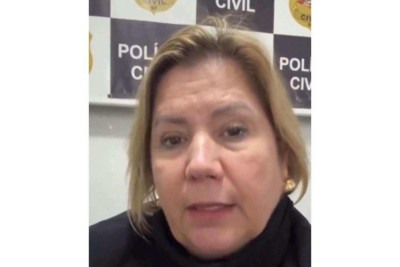 Mulher foi presa em flagrante por proferir ofensas homofóbicas em cafeteria de shopping em São Paulo -  (crédito: Reprodução/Redes sociais)