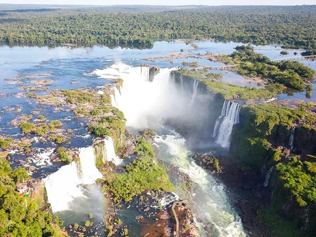 O Parque Nacional do Iguaçu é Patrimônio Mundial, título concedido pela Unesco. -Alan Santos PR