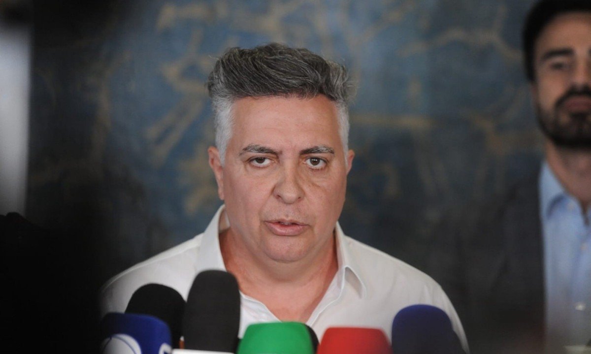 Alvaro Damião, prefeito de BH -  (crédito: Alexandre Guzanshe/EM/DAPRESS)