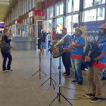 Guanabara realiza ação junina na Rodoviária de BH - DINO