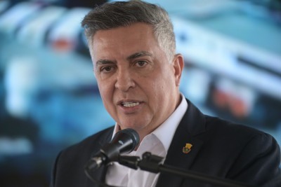 Álvaro Damião (União Brasil) chegou em Belo Horizonte nesta quarta-feira (18/6) após saída às pressas de Israel -  (crédito: Leandro Couri/EM/D.A. Press)