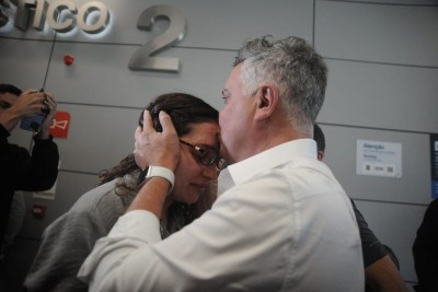 Alvaro Damião encontra a filha Giovanna Damião -  (crédito: Alexandre Guzanshe/EM/DAPRESS)