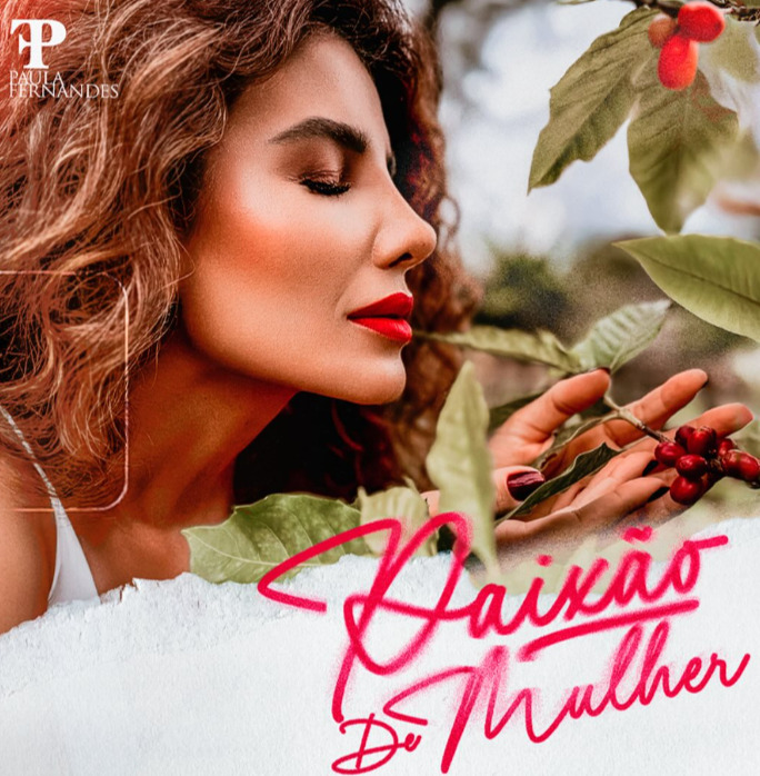 E Paula vem produzindo com afinco. A novela “Café com Aroma de Mulher”, que estreou na Band dia 08/05, tem música de abertura de Paula Fernandes. E a cantora revelou que compôs o tema, “Paixão de Mulher”, em apenas uma hora.
