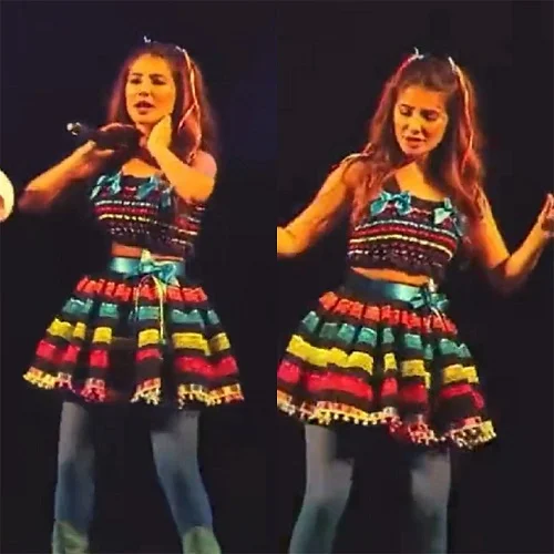 Um dos momentos que mais viralizaram ocorreu em junho de 2023. Durante um show temático de festa junina, Paula arriscou a coreografia da música "Zona de Perigo", de Léo Santana, e muita gente detonou, dizendo que ela estava desengonçada.