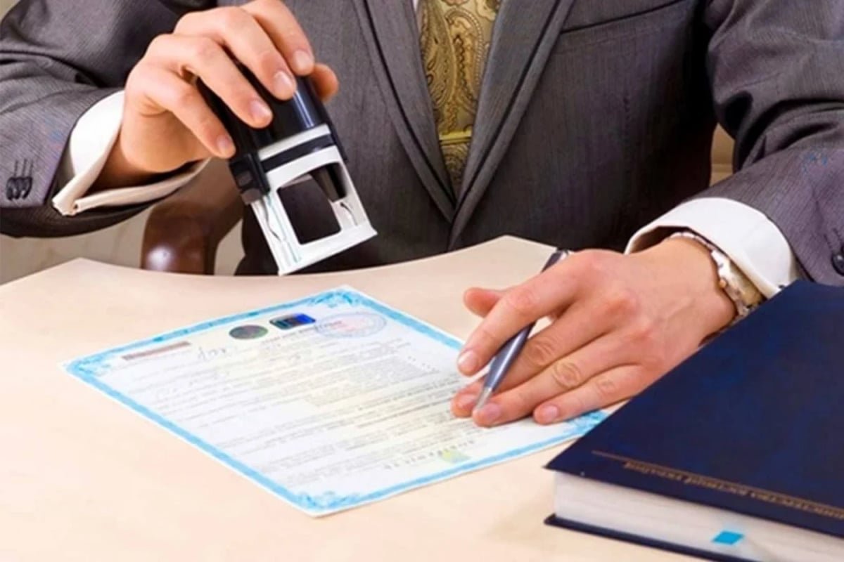 Apenas em casos excepcionais a decisão judicial costumava ser célere. Entre eles,  nomes com erro de grafia, aqueles que pudessem causar constrangimento e em situações de vítimas ou testemunhas de crimes que precisassem recomeçar a vida. 
