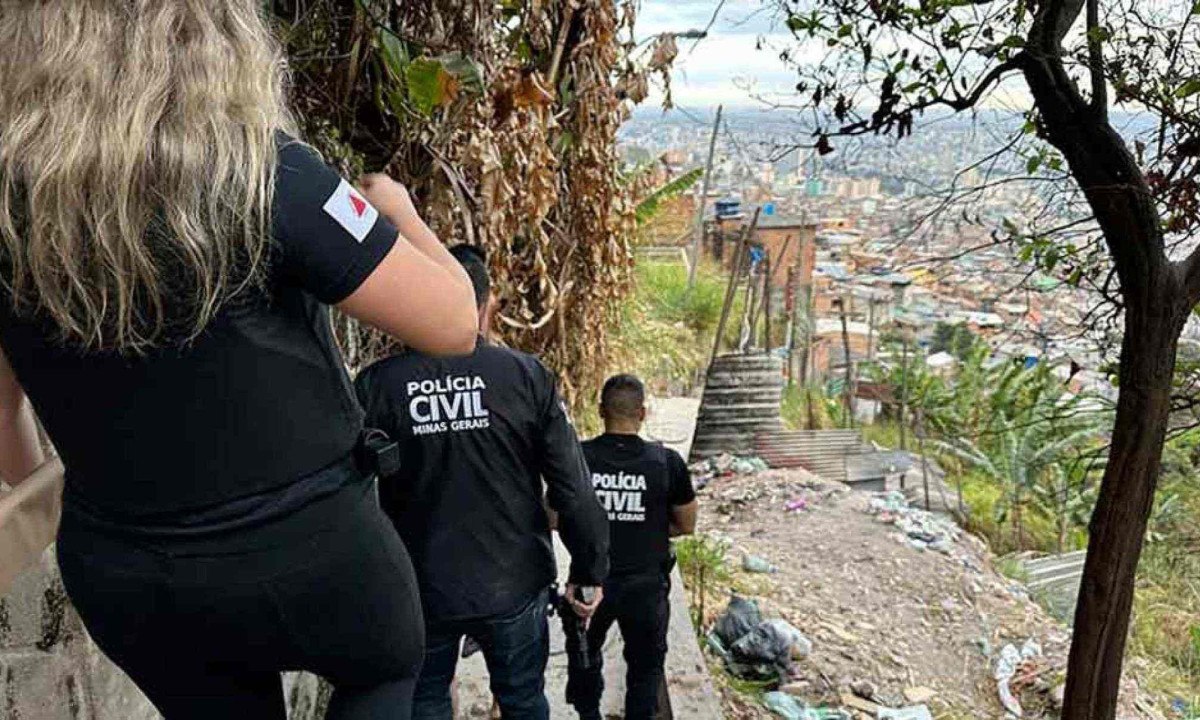 Agentes da polícia Civil durante operação: integração de forças é considerada essencial