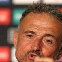Técnico do PSG, Luis Enrique elogia Botafogo antes de jogo pelo Mundial - No Ataque Internacional