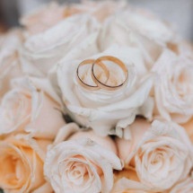Ex oficializa casamento sozinha e choca marido - FreePik
