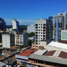 Comércio "pega fogo" na fronteira do Brasil com Paraguai: Conheça a Ciudad del Este - Cmasi/Wikimedia Commons