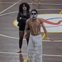 Aluno que viralizou ao imitar Ney Matogrosso é convidado para desfilar no carnaval - Reprodução de vídeo redes sociais 