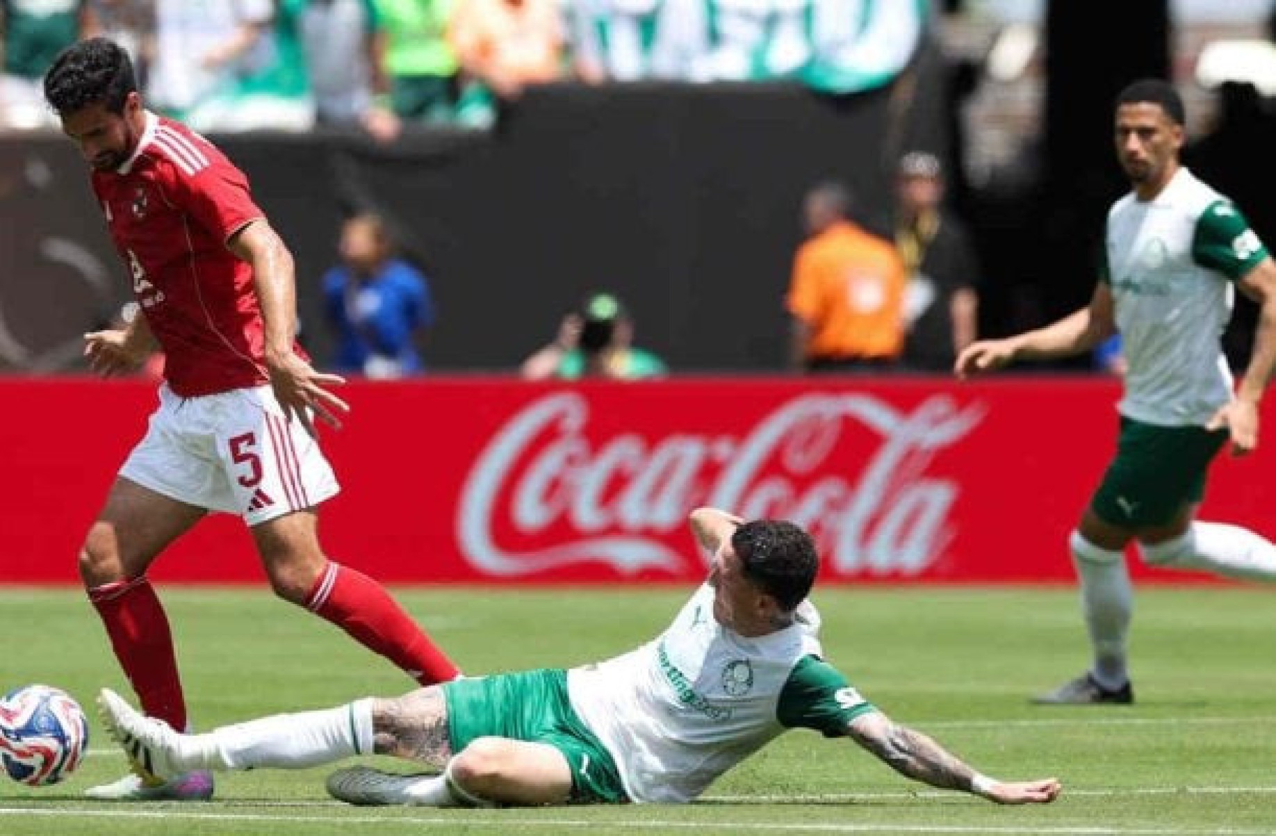 Aníbal Moreno vira dúvida no Palmeiras para duelo contra o Inter Miami