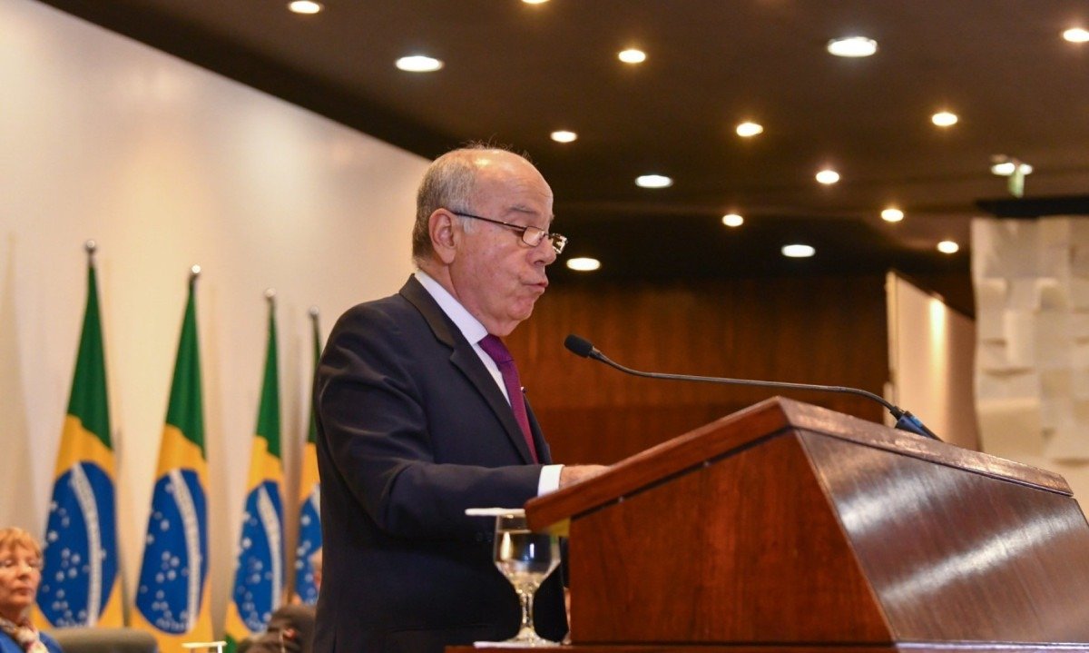 A diplomacia do Brasil também criticou os ataques recíprocos contra áreas densamente povoadas, que têm provocado mortes e destruição de infraestrutura, como instalações hospitalares -  (crédito: Divulgação/MRE)