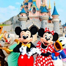 Homem tenta se casar com menina de 9 anos na Disney e é preso - Reprodução / Disney