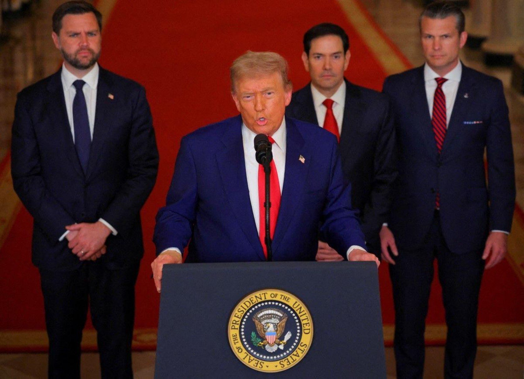 Trump ameaça novos ataques ao Irã: 'Ainda temos muitos alvos' - Majid Asgaripour/WANA via Reuters