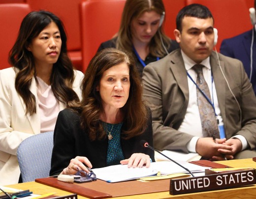 Dorothy Camille Shea, representante dos Estados Unidos, em fala no Conselho de Segurança da Organização das Nações Unidas (ONU), em 22 de junho de 2025 - (crédito: Michael M. Santiago / GETTY IMAGES NORTH AMERICA / Getty Images via AFP)