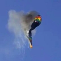 Tragédia com balão em SC: Passageiro tentou usar casaco para conter as chamas - Reprodução/Redes Sociais