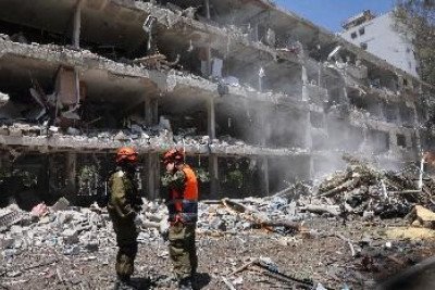 O espetáculo macabro que testemunhamos em Teerã e Tel Aviv, por meio das telas digitais, não é mero entretenimento midiático, mas a manifestação cruel de uma realidade -  (crédito: Jack GUEZ/AFP)