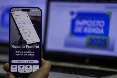 Contribuinte pode consultar o segundo lote já nesta segunda-feira  -  (crédito: Joédson Alves/Agência Brasil)