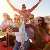 Os maiores perrengues de viagem: veja situações bizarras - monkey business images