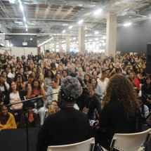 Belo Horizonte se rende à ‘prosa’ ao vivo entre escritores e leitores