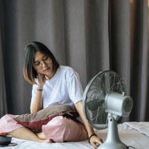 Truque da meia no ventilador: como funciona e por que viralizou - Freepik