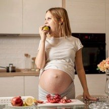 Gravidez: de onde vem e o que explica os desejos inusitados por comida? - Freepik