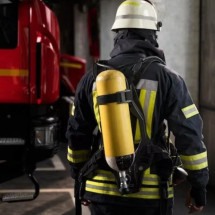 Curto-circuito em chuveiro causa incêndio em casa do Bairro Sagrado Família -  Freepik