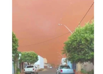 Nuvens de poeira atacam paisagens do Triângulo Mineiro a Alto Paranaíba -  (crédito: Redes Sociais/DivulgaÃ§Ã£o)