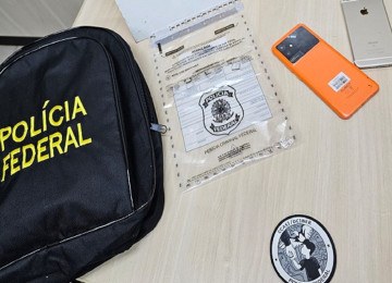 Mandado foi cumprido na manhã desta terça-feira. Celulares foram apreendidos -  (crédito: PF)