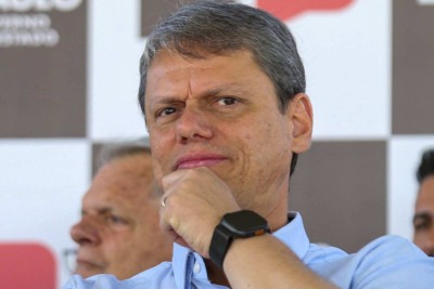 Tarcísio joga água na indústria do leite de aveia -  (crédito: Platobr Economia)
