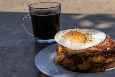 Croque madame caipira do café Magrí -  (crédito: Alexandre Fidelis/Divulgação )