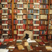 Os guardiões que preservam a memória da literatura de BH