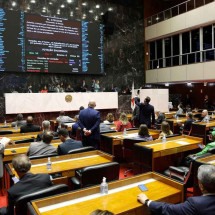 Assembleia vai vincular Codemig 100% à dívida