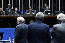 Senado aprova aumento de deputados com emendas e destaque; texto retorna &#224; C&#226;mara