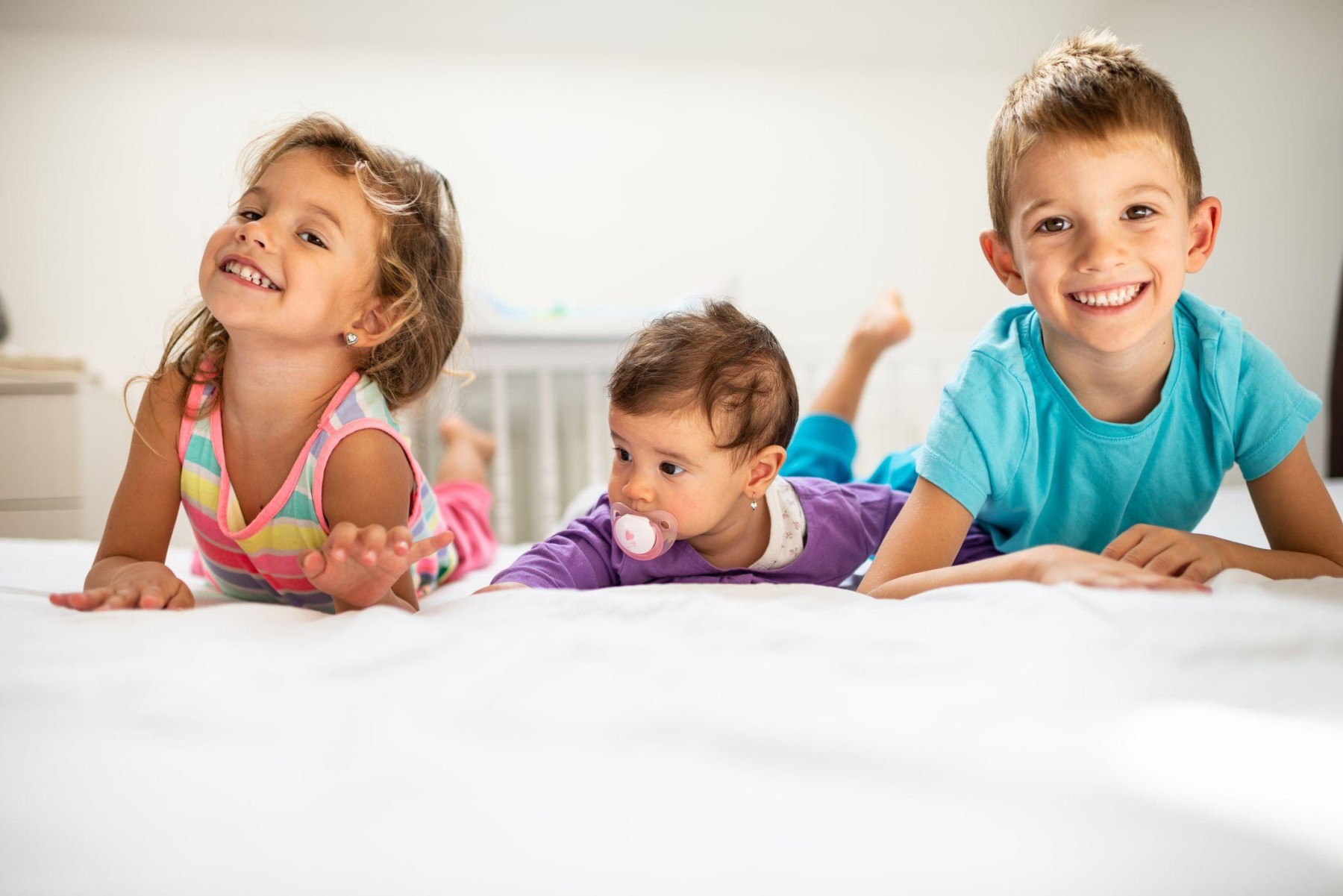 Como ser filho mais velho, do meio ou mais novo molda sua personalidade