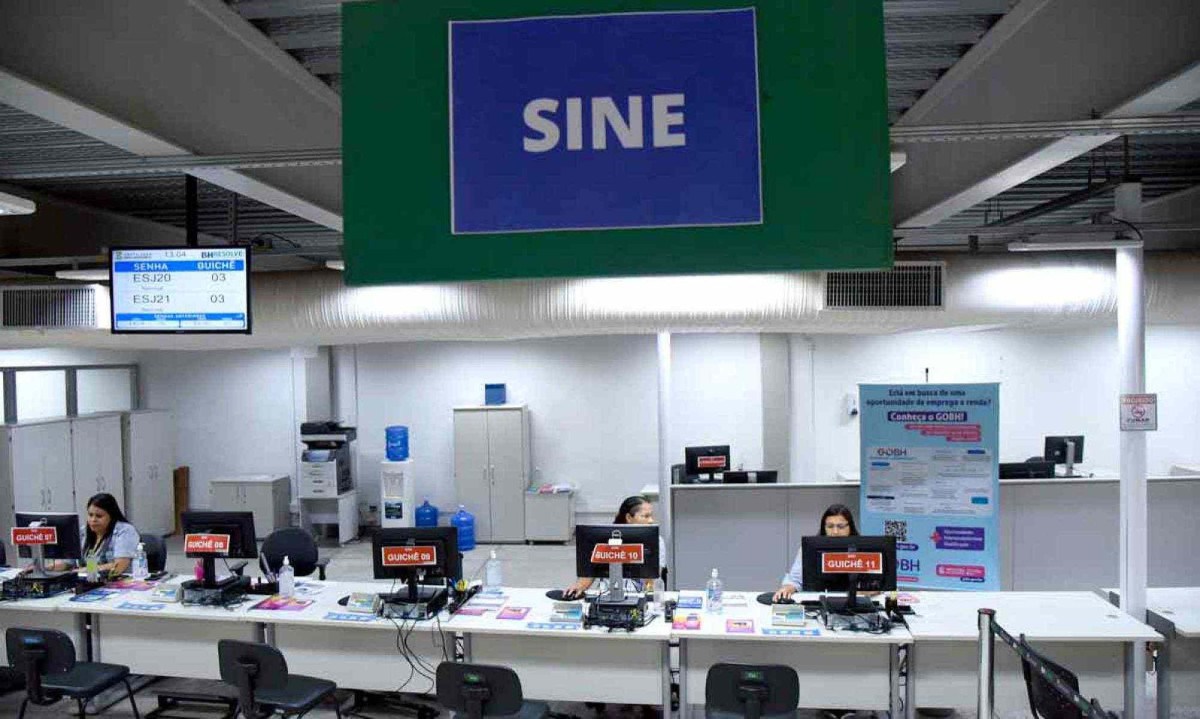 Com desemprego baixo, negociações salarias mostram desaquecimento com reposição abaixo da inflação chegando a 20% dos acordos - (crédito: Gladyston Rodrigues/EM/D.A. Press – 30/4/24) Com desemprego baixo, negociações salarias mostram desaquecimento com reposição abaixo da inflação chegando a 20% dos acordos - (crédito: Gladyston Rodrigues/EM/D.A. Press – 30/4/24)
