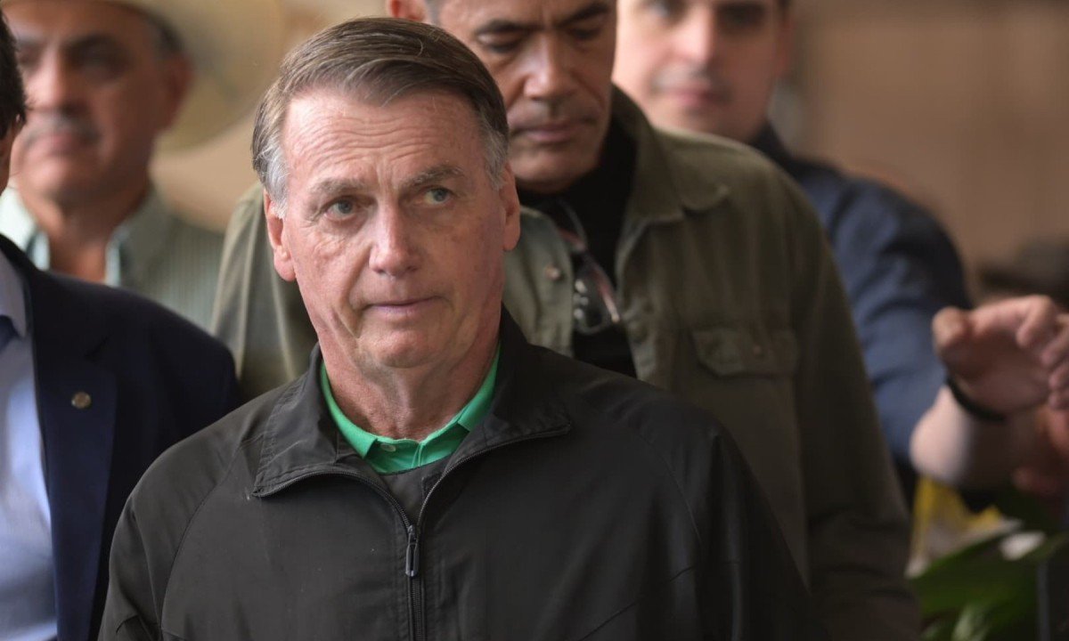Ex-presidente Jair Bolsonaro durante visita a Belo Horizonte -  (crédito: Leandro Couri/EM/D.A Press)