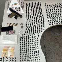 BH: pela segunda vez, adolescente é detido por tráfico de drogas - PolÃ­cia Militar (PMMG) / DivulgaÃ§Ã£o