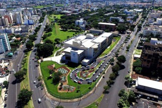 UFU abre concurso para técnicos-administrativos com salários de R$ 4,9 mil