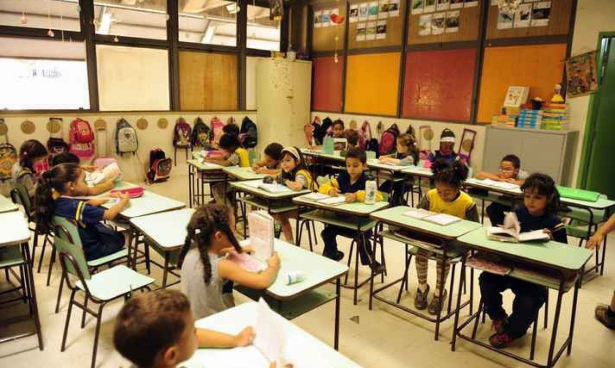 Turma de alfabetização no Centro Pedagógico da UFMG, na Pampulha -  (crédito: Luiza Ananda/UFMG)