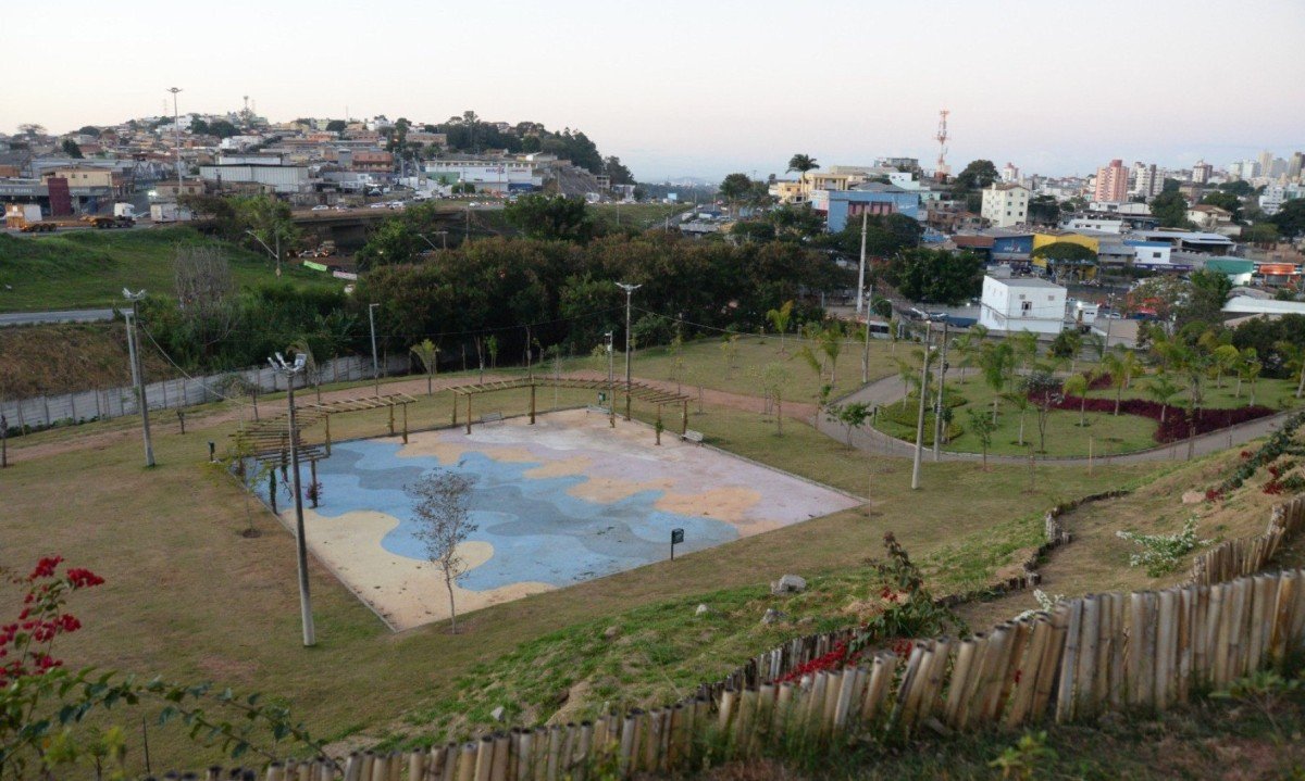 Reaberto em dezembro do ano passado, ap&oacute;s reformas, o espa&ccedil;o foi inaugurado como palco no in&iacute;cio de junho, quando recebeu o festival Punk no Park -  (crédito: Tulio Santos/EM/D.A.Press. Brasil. Belo Horizonte)